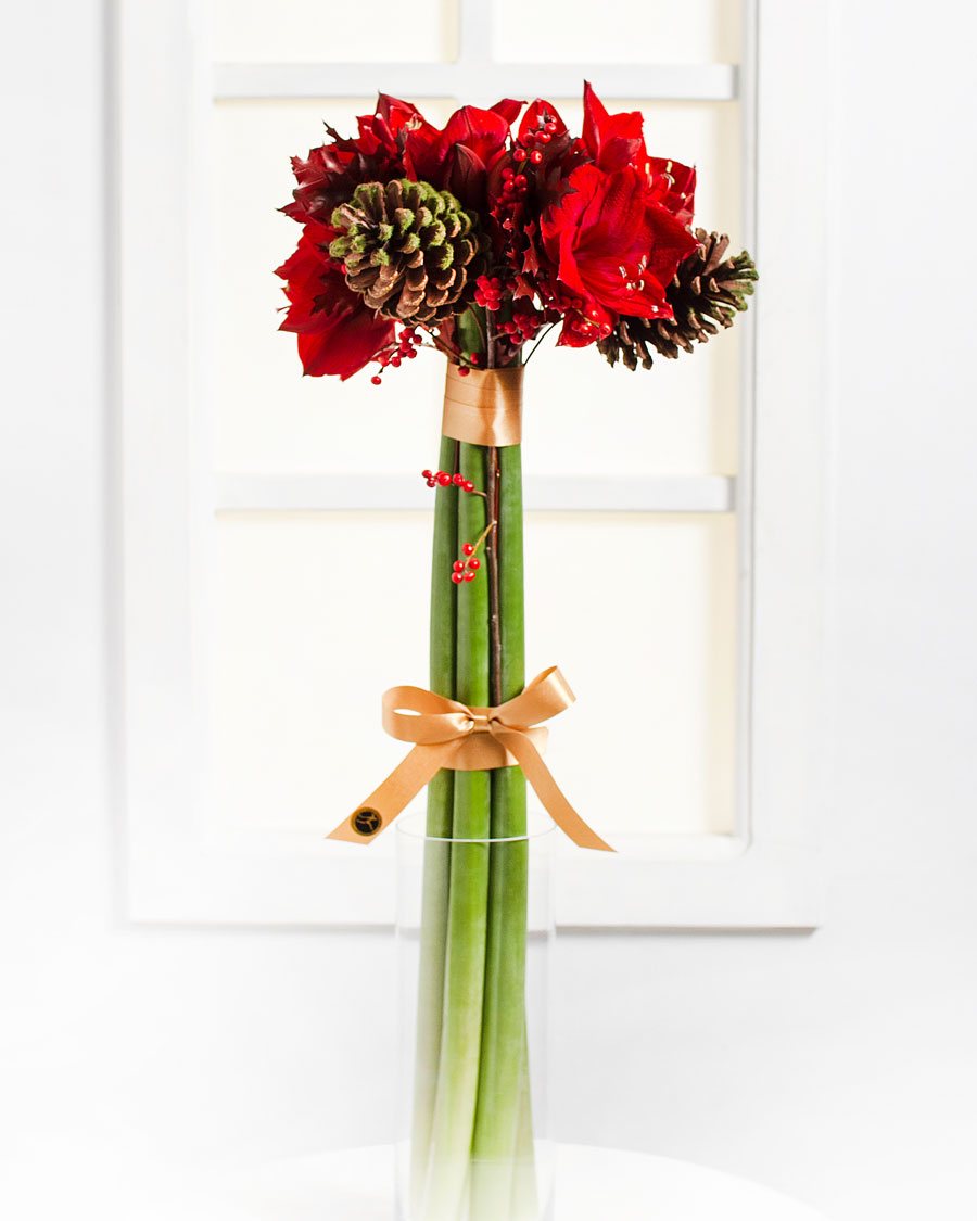 Elegáns csokor amarillisszel