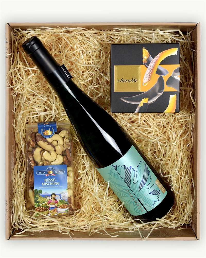 Kinkekarp - Laposa white wine, candied orange, nuts